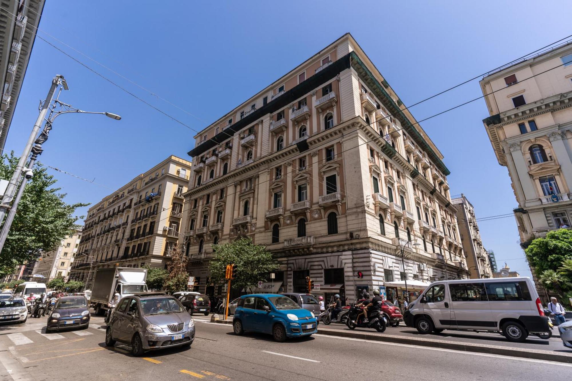 Hotel Agora Borsa à Naples Extérieur photo