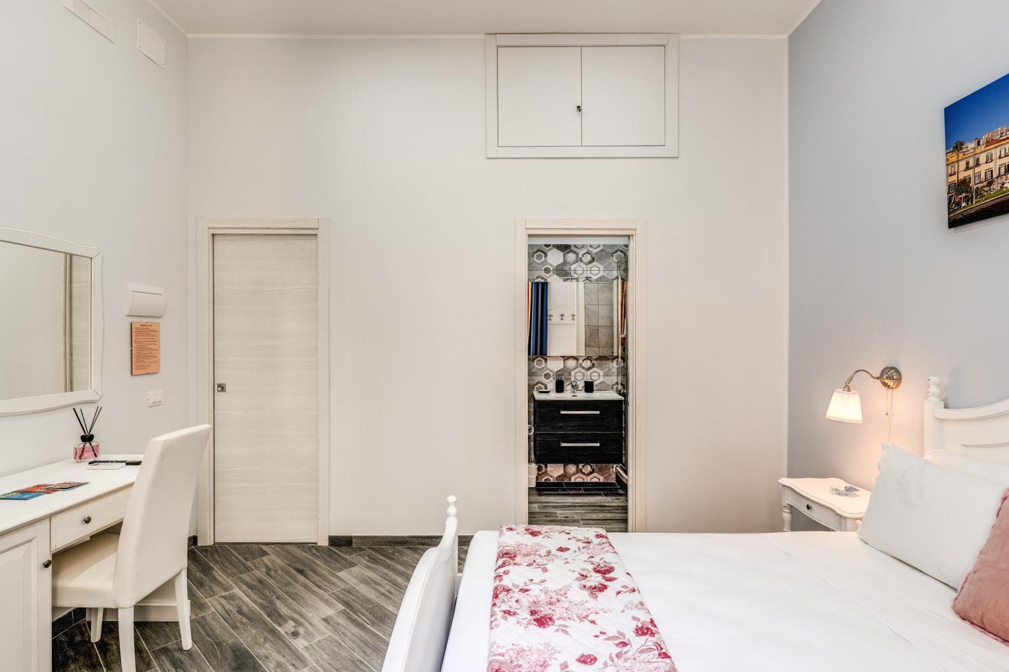 Hotel Agora Borsa à Naples Extérieur photo